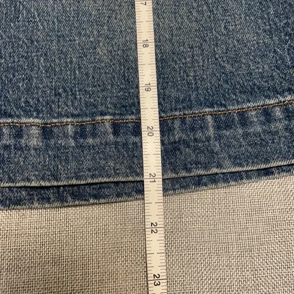 JCrew Jean Skirt with front patch pockets. Size 6. NWT. - Picture 8 of 10